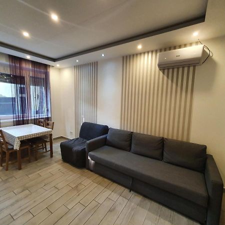 Viola Apartman With Infra Sauna Apartamento Szeged Exterior foto